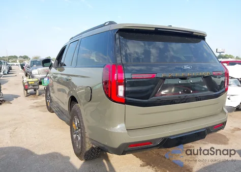 2025 Ford Expedition Tremor z USA, uszkodzony, nr VIN 1FMJU1RG3SEA49421